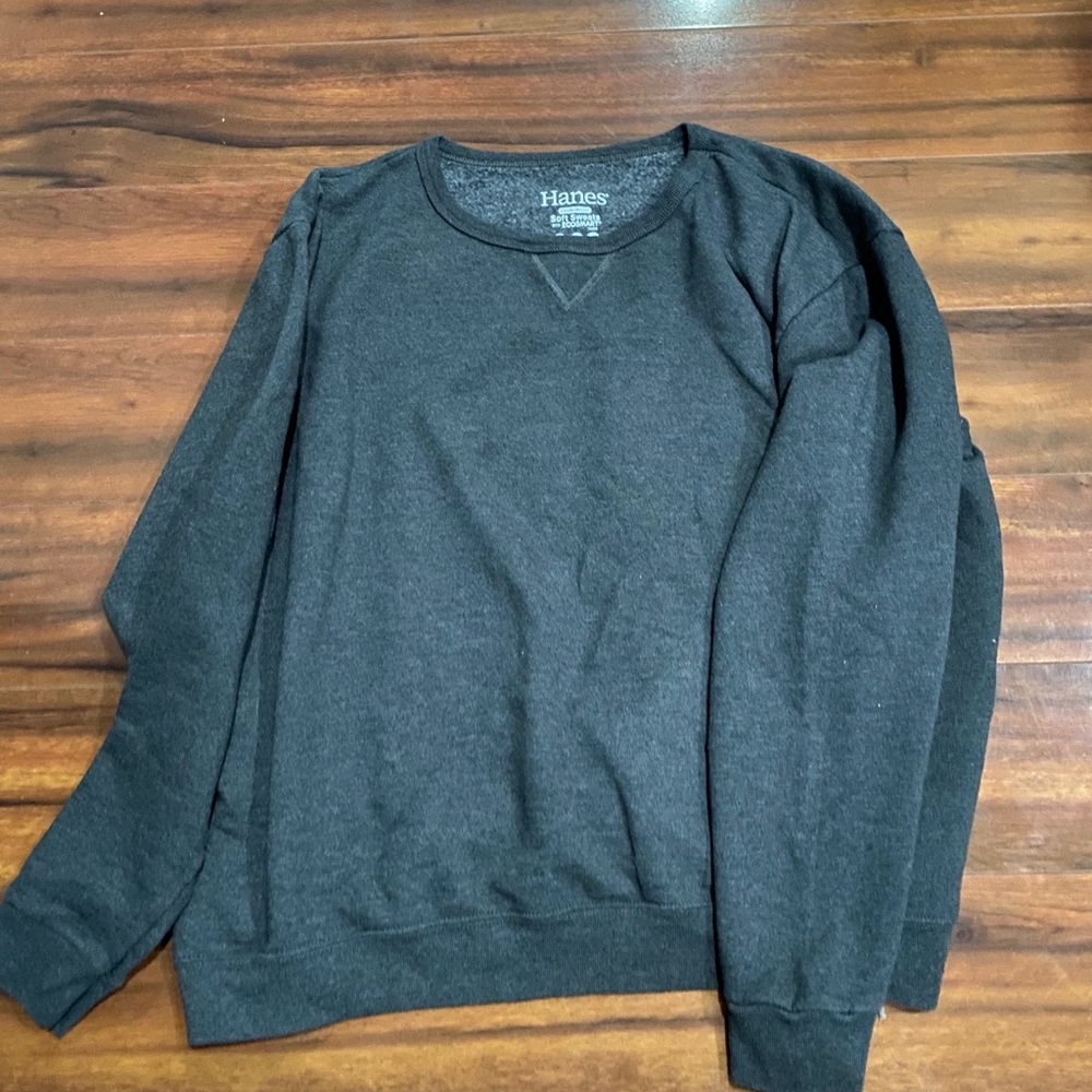 Hanes crewneck sweater